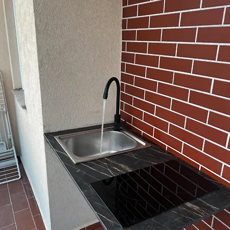 Bllaca Αλέσιον